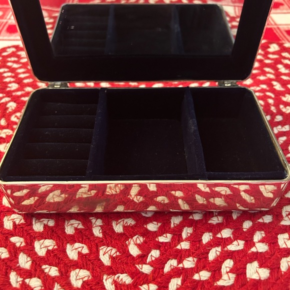 Silver Jewelry Box - Picture 5 of 5